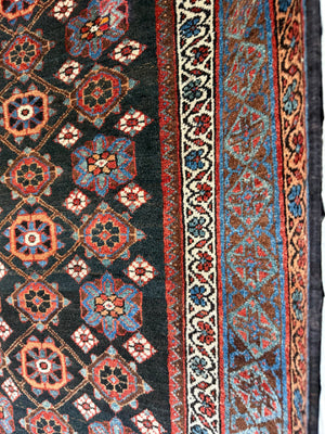 6'3" X 4'7" Varamin Carpet
