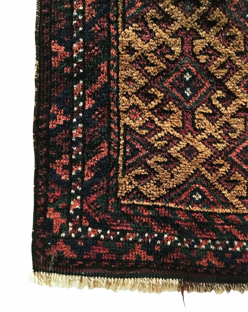 1&#39;6&quot; X 2&#39;6&quot; Antique Baluch Small Rug