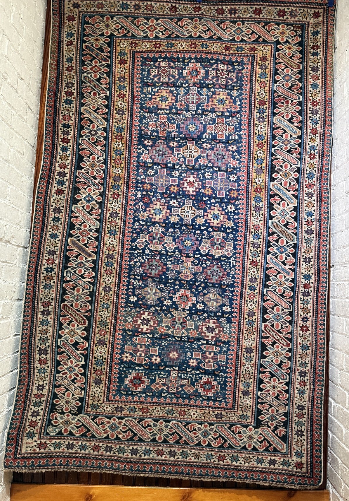 6&#39;6&quot; X 3&#39;11&quot; Antique Chi Chi Rug