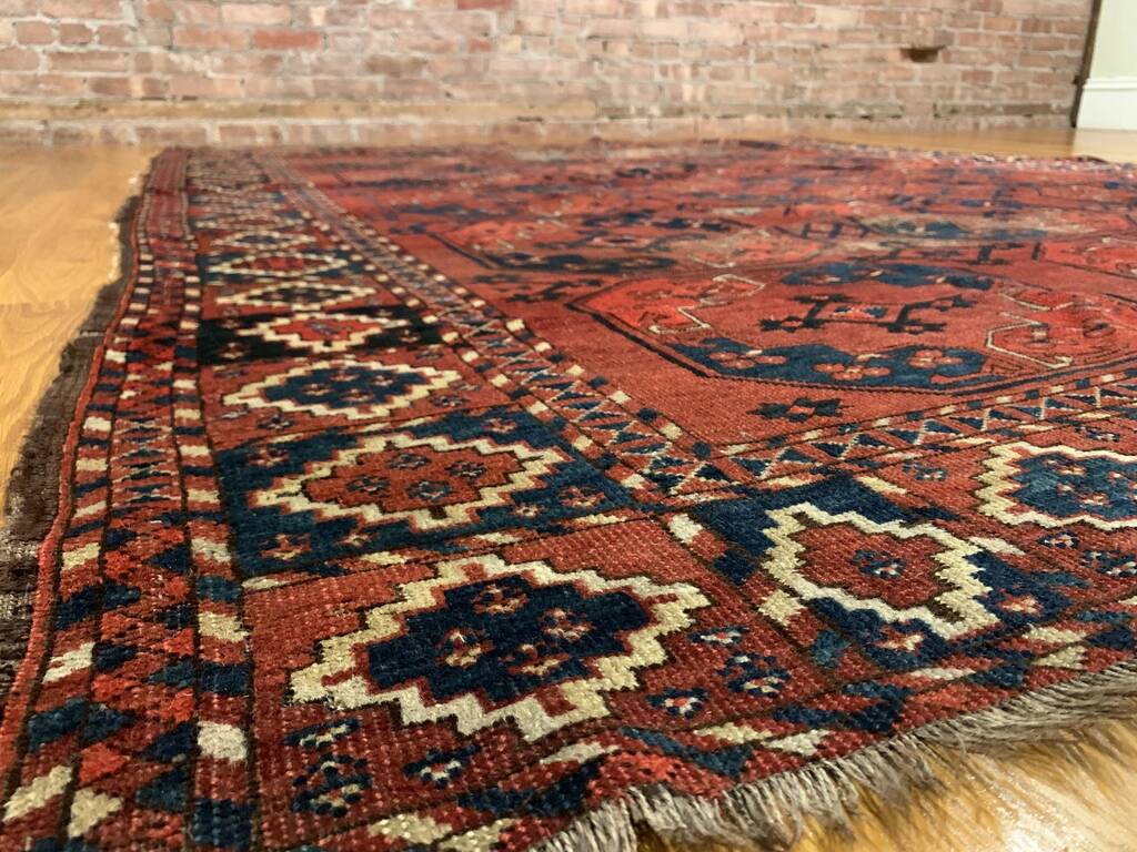 6&#39;11&quot; X 8&#39;2&quot; Antique Ersari Carpet