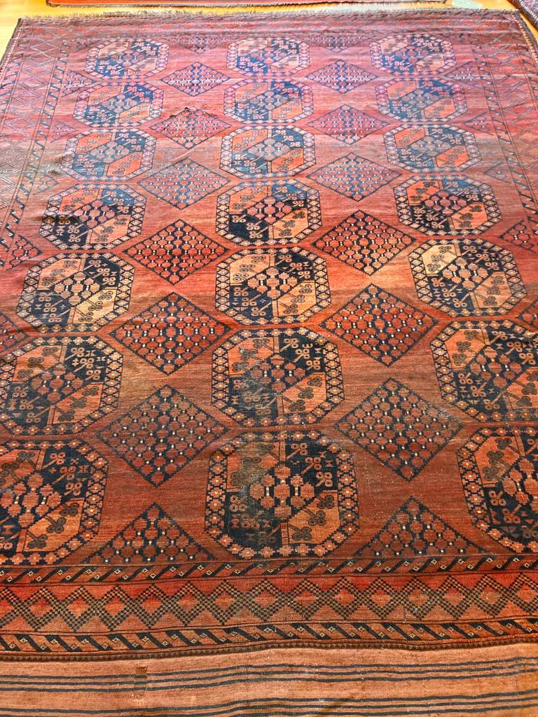11&#39; X 9&#39;4&quot; Antique Ersari Main Carpet