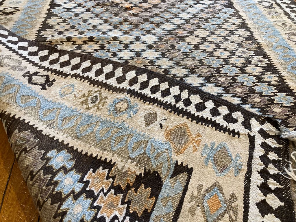 9&#39;1&quot; X 3&#39;7&quot; Antique Kurdish Zarand Kilim