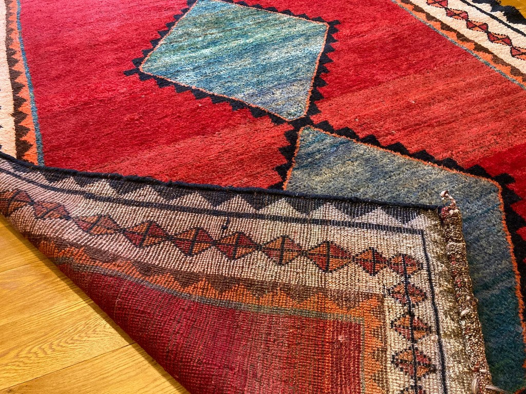 8&#39;5&quot; X 5&#39;4&quot; Antique Persian Gabbeh Rug