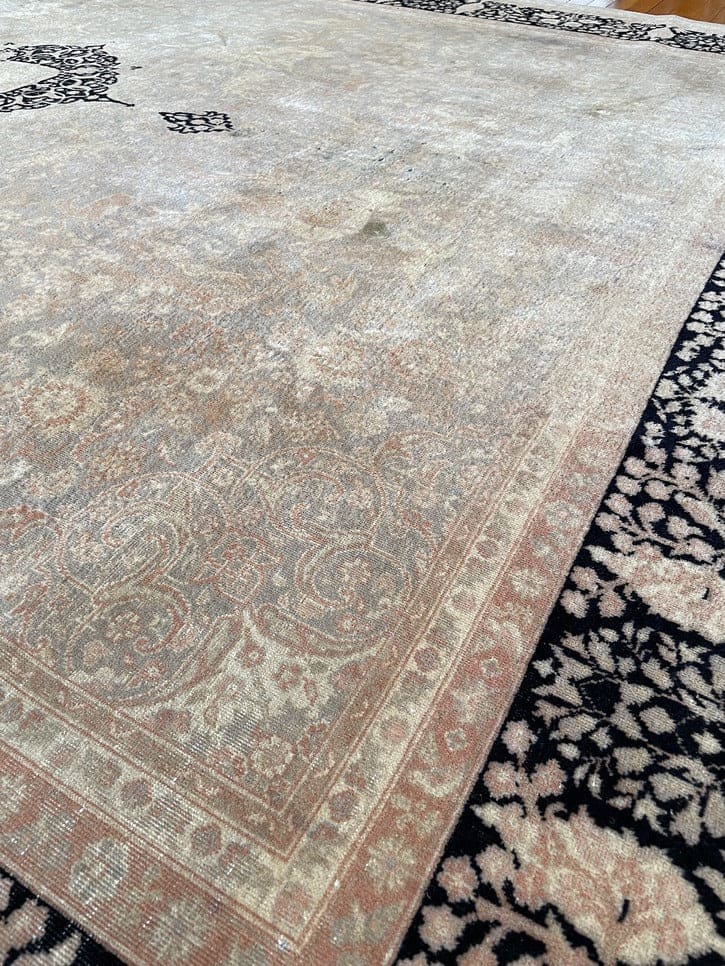 9&#39; X 11&#39;7 Antique Persian Hunting Scene Area Rug