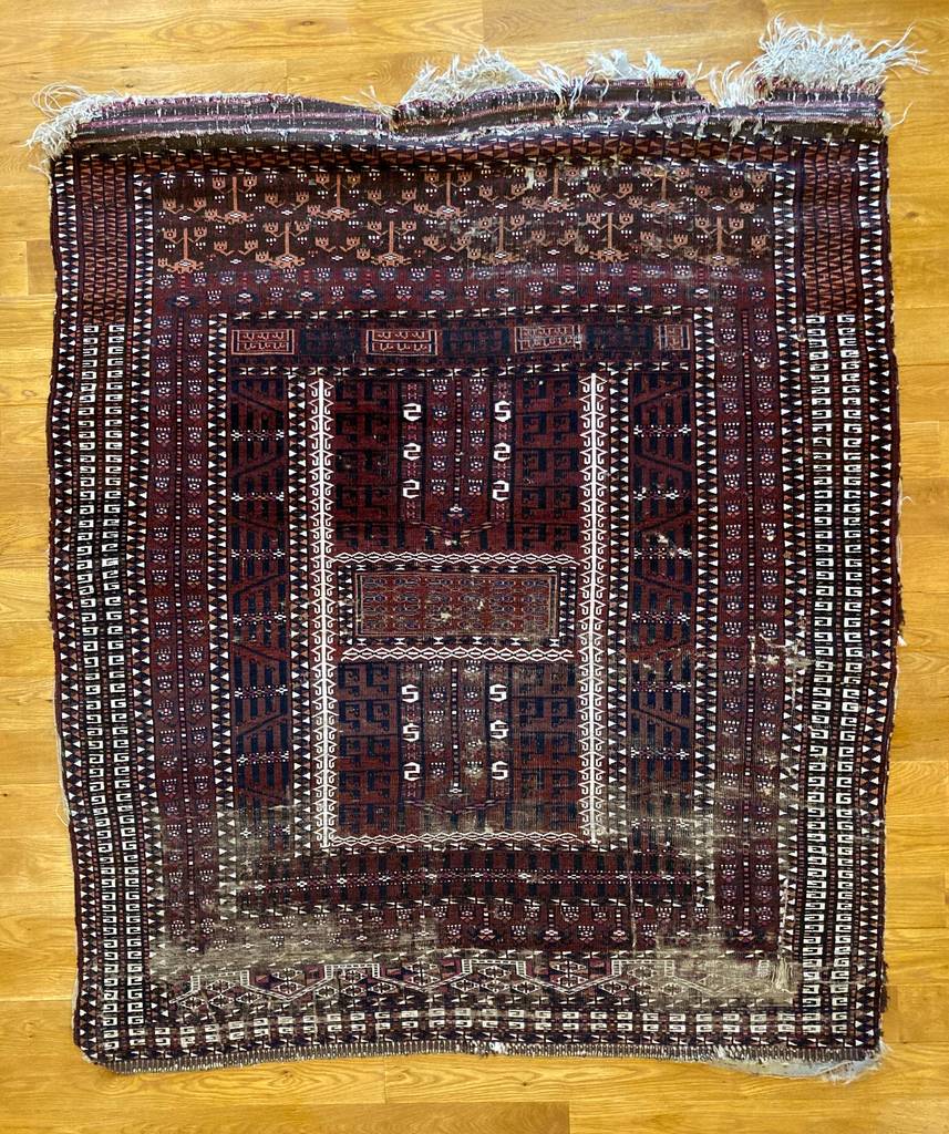 6&#39;5&quot; X 5&#39;2&quot; Antique Saryk Ensi Rug