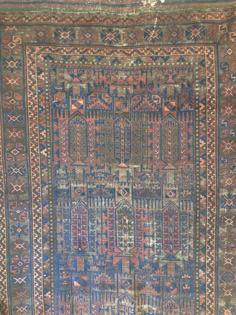 8&#39;6&quot; X 5&#39;3&quot; Antique Timuri Main Carpet
