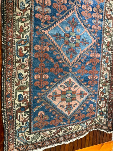 6‘1“ X 3‘2“ Bakhtiari Long Rug