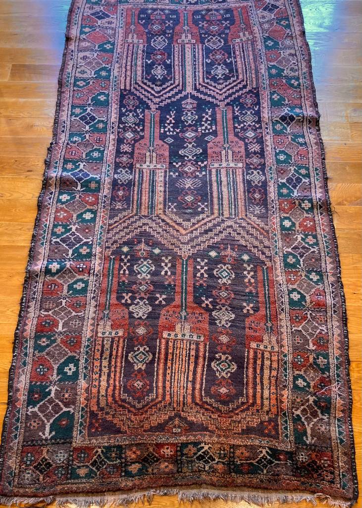 8&#39;4&quot; X 3&#39;10&quot; Baluch Long Rug