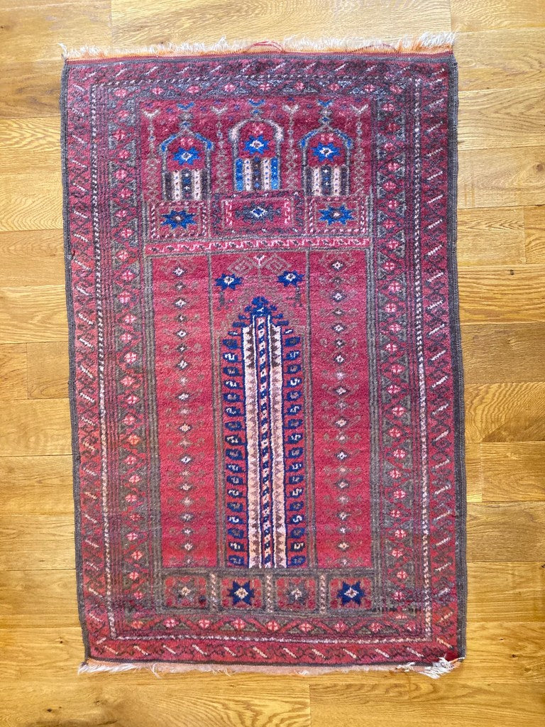3'10" X 2'5" Baluch Prayer Rug