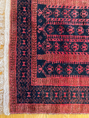 4‘8“ X 2‘10“ Dokhtar-e-Qazi Baluch Prayer Rug [040]