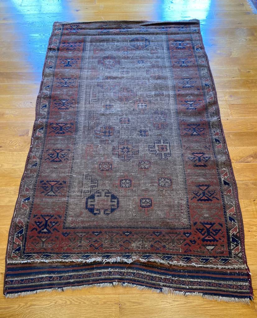 6&#39;4&quot; X 3&#39;7&quot; Early Rug