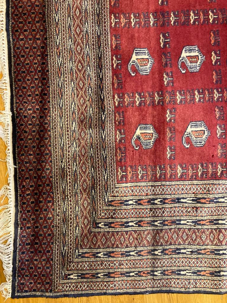 8&#39;10&quot; X 6&#39;2&quot; Fine Bokhara Rug