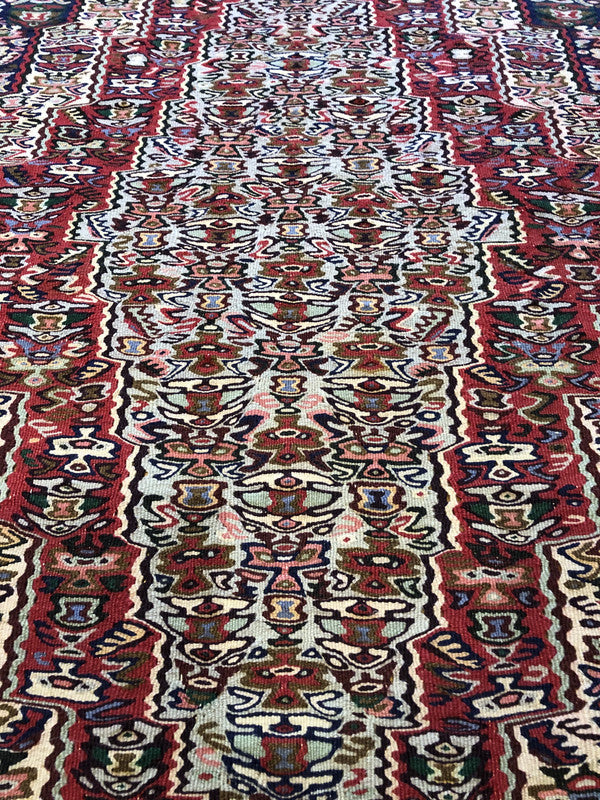 8&#39; X 5&#39; Fine Persian Senneh Kilim