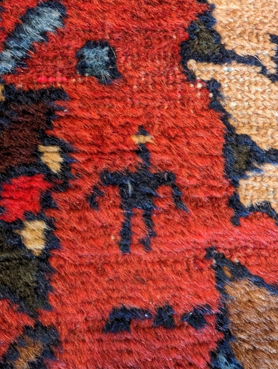 3&#39; X 9&#39;6&quot; Glowing Antique Bakshaish