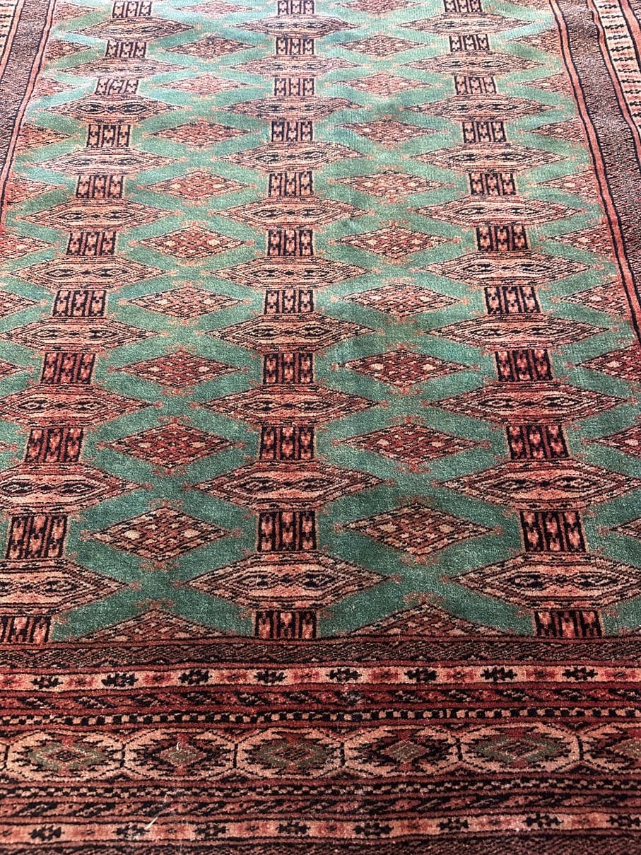 4&#39;6&quot; X 5&#39;10&quot; Green Zander Rug