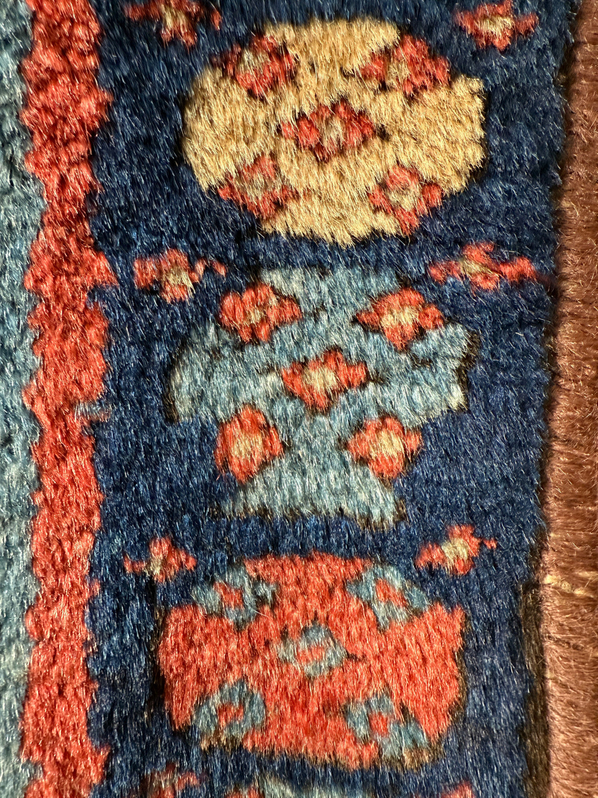 37" X 31" Jaff Kurd Bag Face