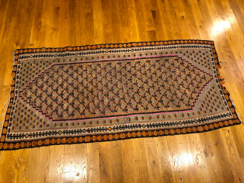 7&#39;10&quot; X 3&#39;5&quot; Kilim