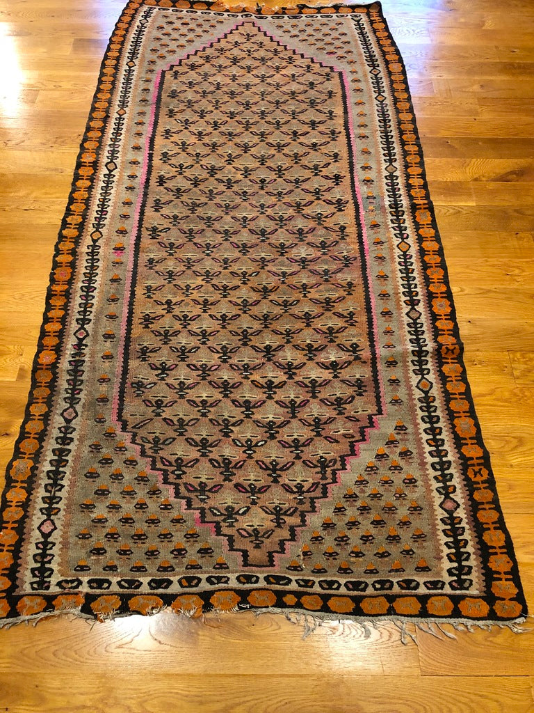 7&#39;10&quot; X 3&#39;5&quot; Kilim