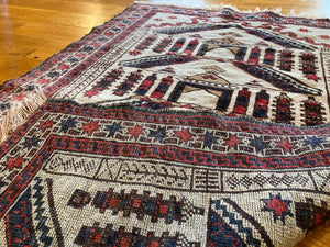 3’10” X 2’6” Persian Baluch Prayer Rug