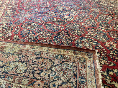 13'7" X 10'3" Persian Sarouk Rug