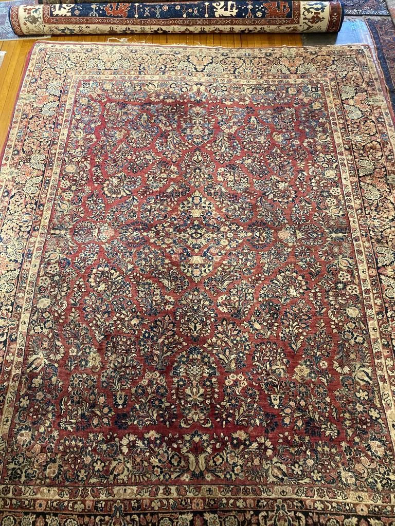 13'7" X 10'3" Persian Sarouk Rug