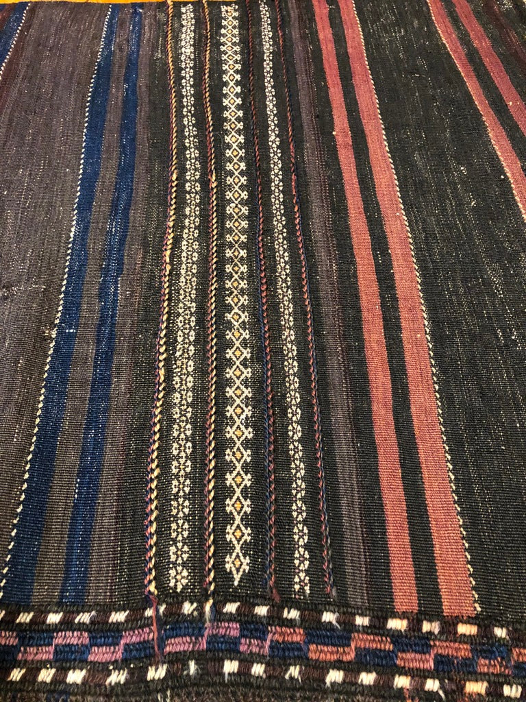 8&#39;4&quot; X 2&#39;8&quot; Quali-Y-Nau Baluch Kilim