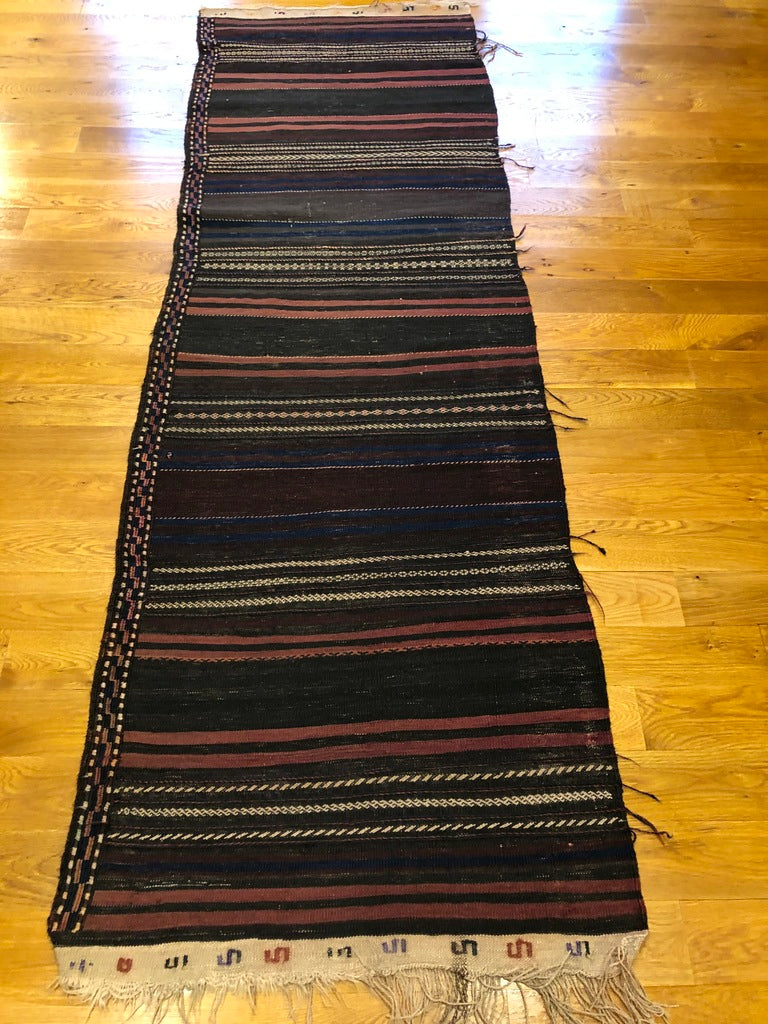 8&#39;4&quot; X 2&#39;8&quot; Quali-Y-Nau Baluch Kilim