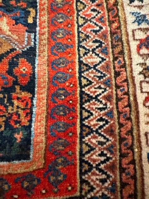 5&#39;8&quot; X 4&#39;5&quot; Stunning Afshar Rug