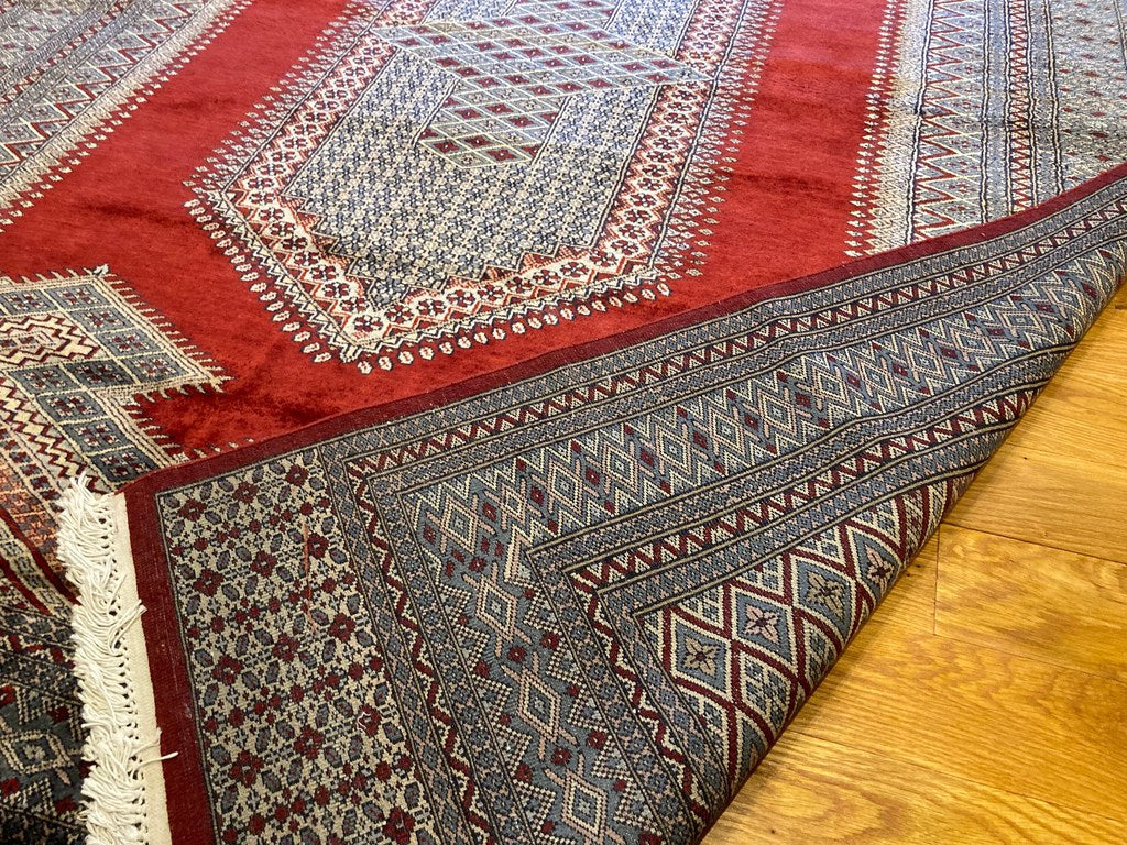 8&#39;11&quot; X 5&#39;11&quot; Super Fine Pak Persian Serab Carpet