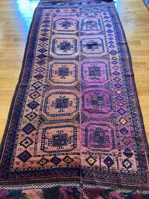 10'11" X 4'8" Tribal Long Rug