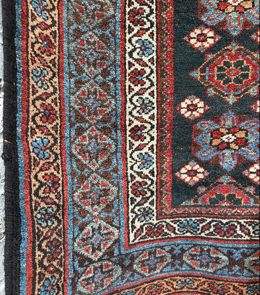 6'3" X 4'7" Varamin Carpet