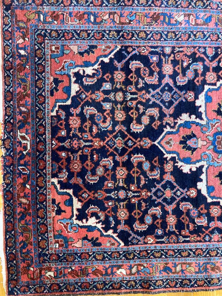 6&#39;6&quot; x 4&#39;2&quot; Veramin Ivory Rug