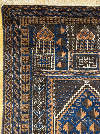 2‘10“ X 4‘10“ Vintage Baluch Herat Afghanistan Prayer Rug