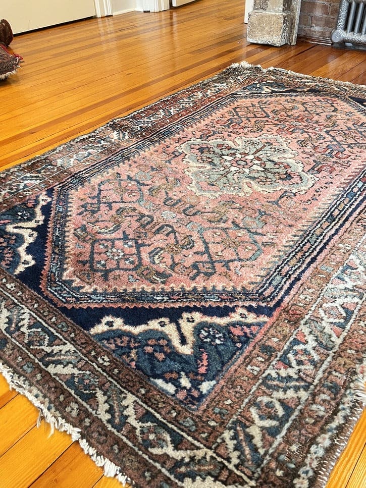 3’6&quot; X 5’3&quot; Vintage Persian Lilihan