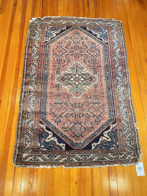 3’6" X 5’3" Vintage Persian Lilihan