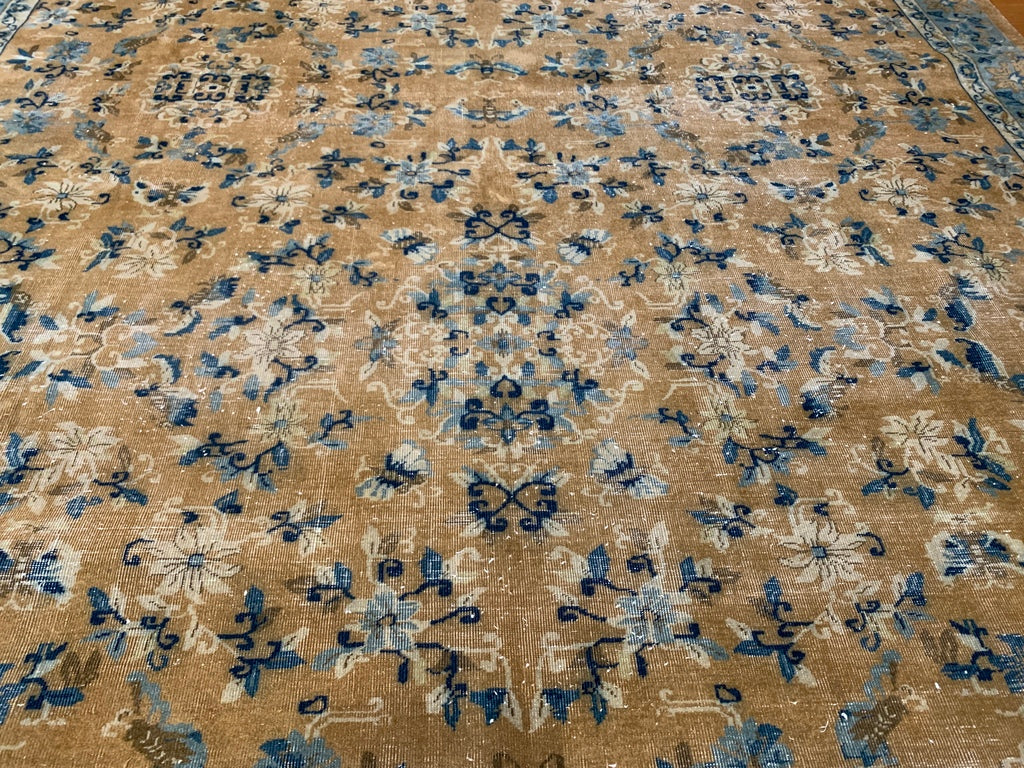 8&#39;10 X 11&#39;10 Antique Chinese Ningxia Carpet