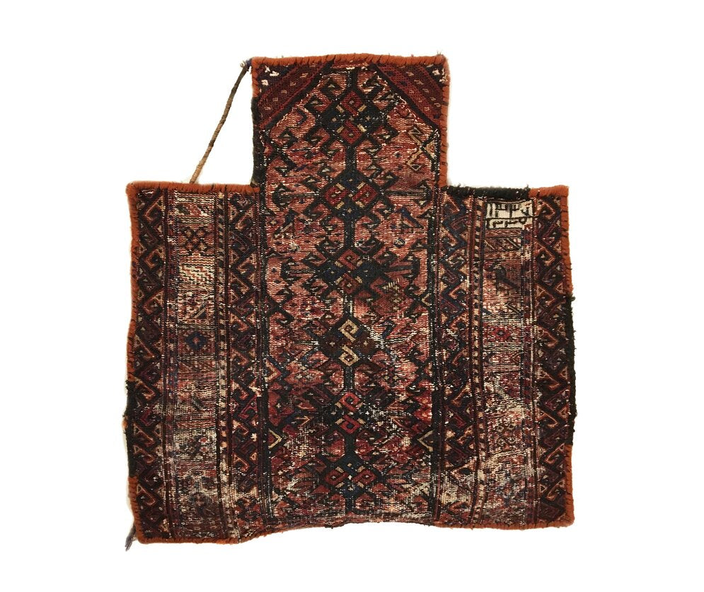 1&#39;5&quot; X 1&#39;6&quot; Antique Persian Bakhtiari Bag Square Rug