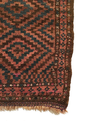 2'0" X 3'2" Antique Baluch Small Rug